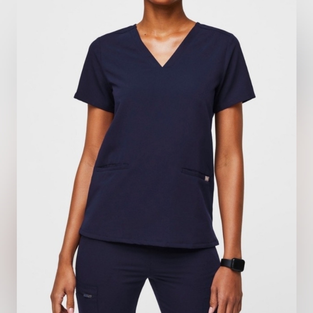 Figs Scrub Women's Navy V-Neck Size L